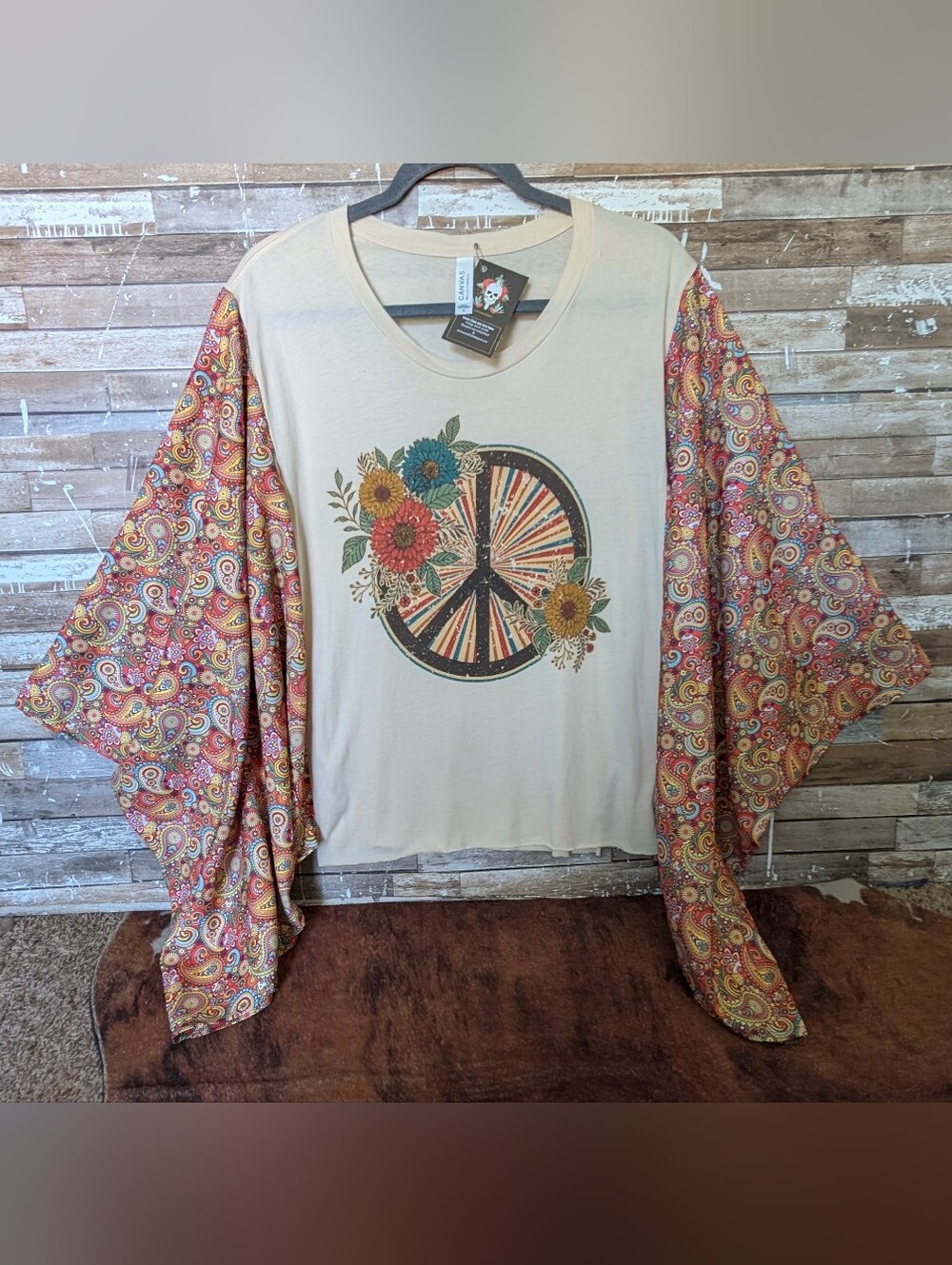 Peace Sign Upcycled Floral Wheel Graphic Kimono Sleeve Top - Cream